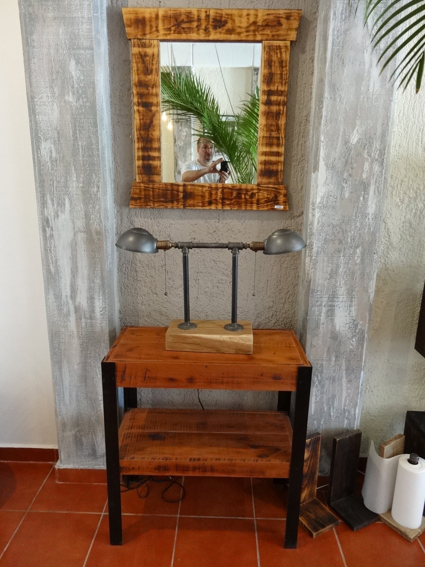 Accent Table