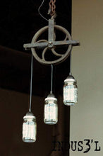 Load image into Gallery viewer, Beautiful Pulley lamp with mason jars
